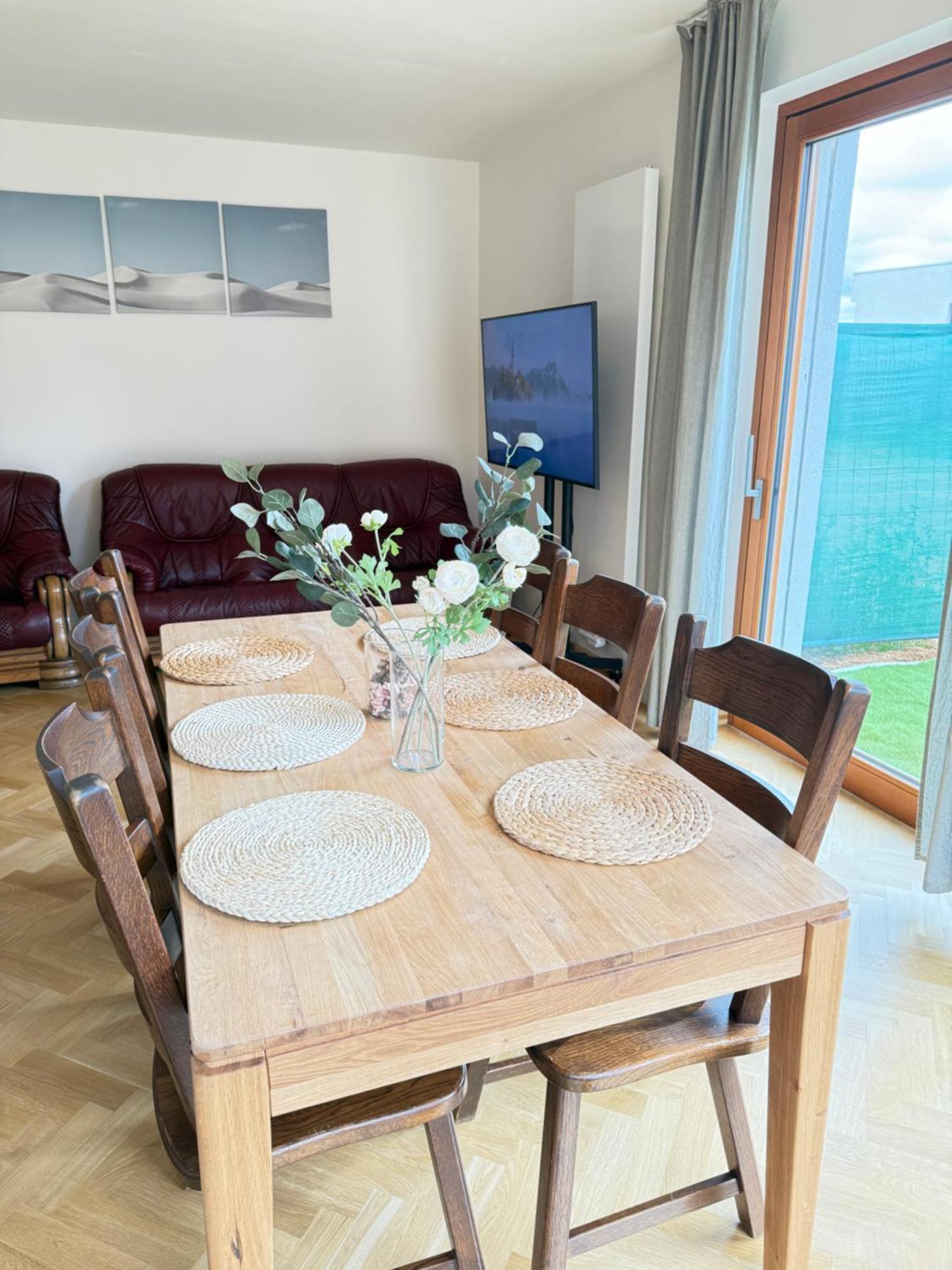 Familyvilla, New 4 Luxury Big Apartments, Parking プラハ エクステリア 写真